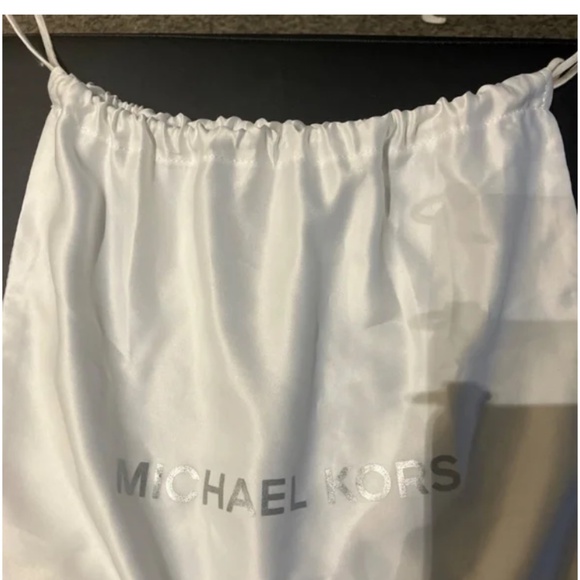 MK “Karla” (Jet Set Collection) Travel Wristlet/Clutch-Gold NWT - Picture 11 of 11